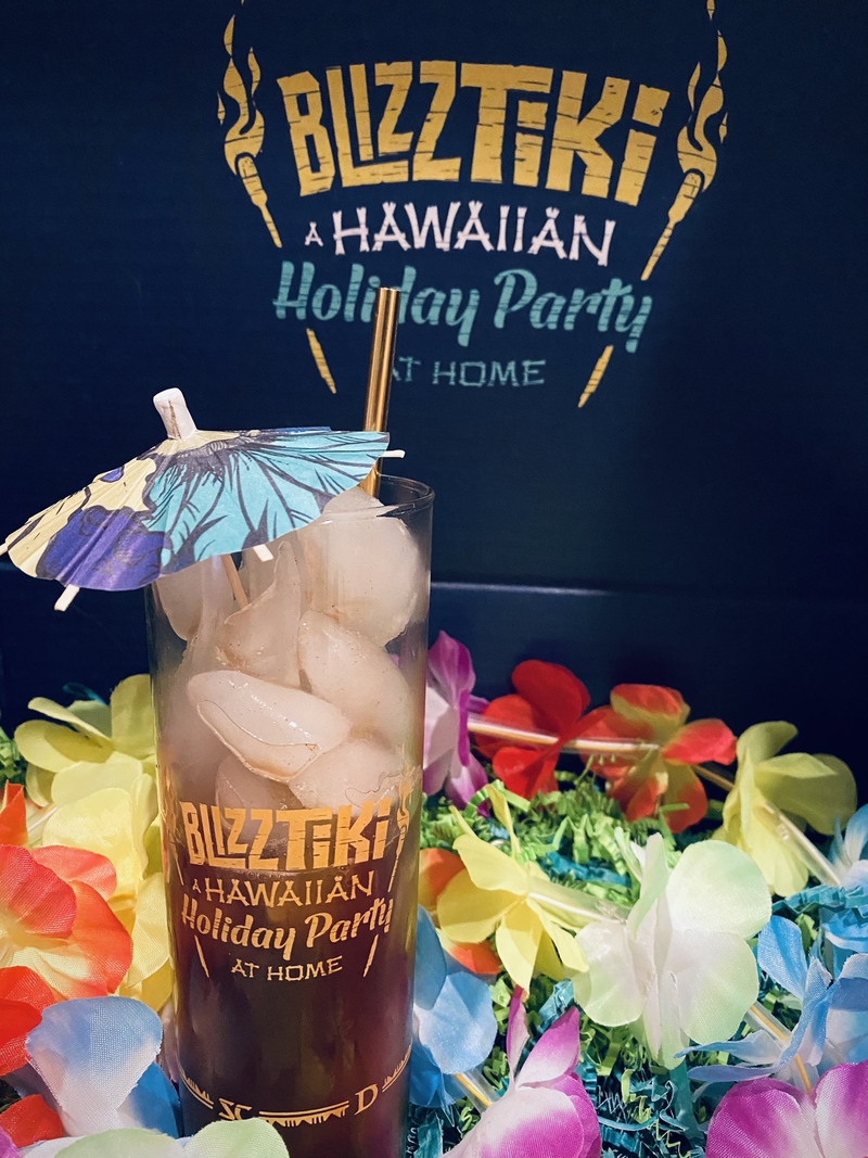 Гавайская вечеринка Blizzard. Источник: twitter.com/LifeatBlizzard