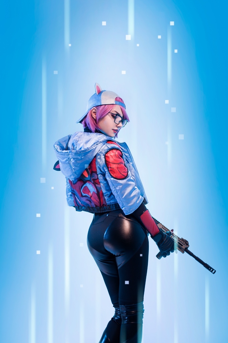 Dangerous Cat Fortnite Lynx Cosplay FreeMMORPG.top