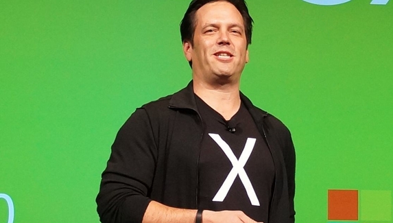Глава Xbox опробовал Steam Deck и поздравил Valve с хорошей работой