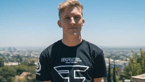 Fortnite Battle Royale Novosti Obzory Video Obnovleniya Patchi - tfue vystupit na fortnite world cup