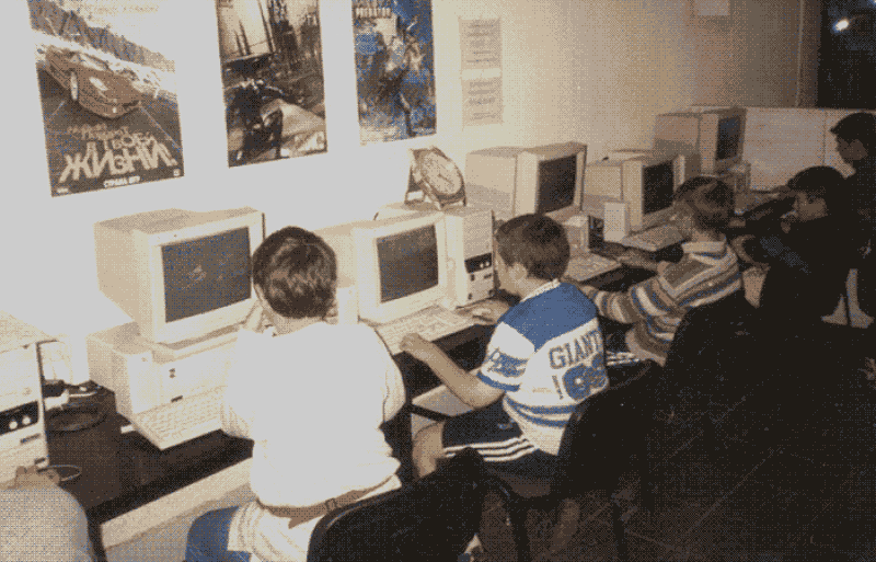 Компьютерные клубы 2000-х. Фото иллюстративное | Источник: vatet.ru